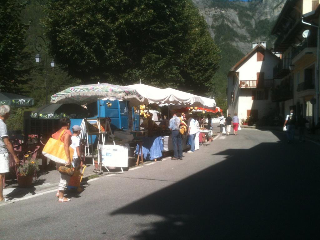 Gite Le Pelens Saint-Martin-dʼEntraunes Extérieur photo