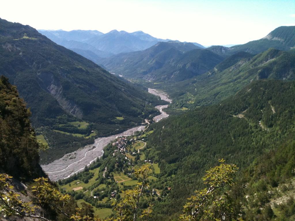 Gite Le Pelens Saint-Martin-dʼEntraunes Extérieur photo