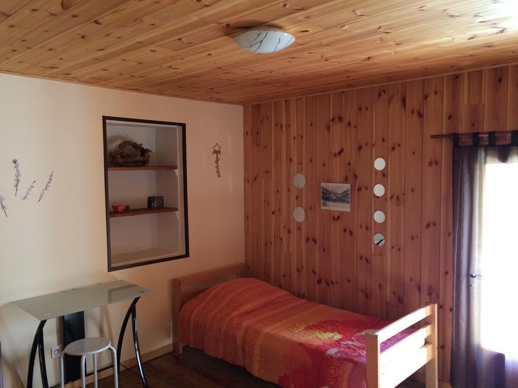 Gite Le Pelens Saint-Martin-dʼEntraunes Extérieur photo