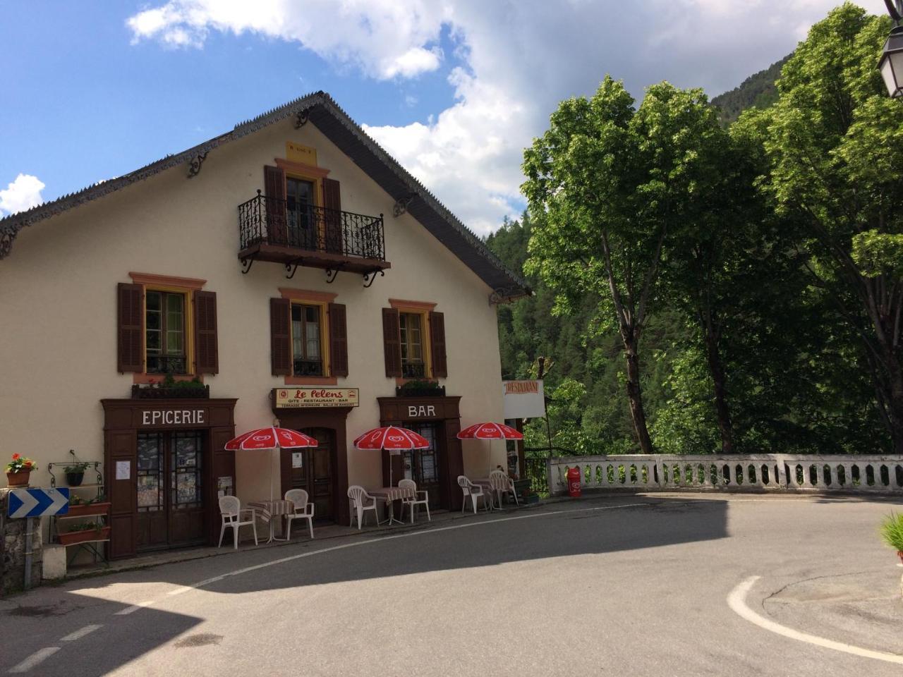 Gite Le Pelens Saint-Martin-dʼEntraunes Extérieur photo